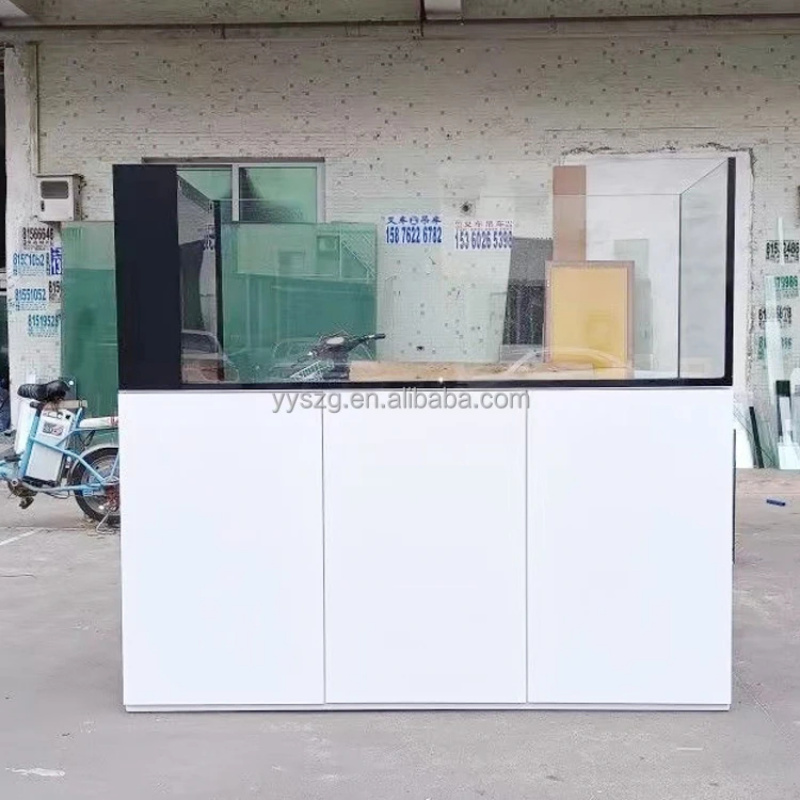 ตู้ปลาแก้วสีสันตามสั่ง รุ่น BD - Sustainable Living Design บทวิจารณ์และราคา